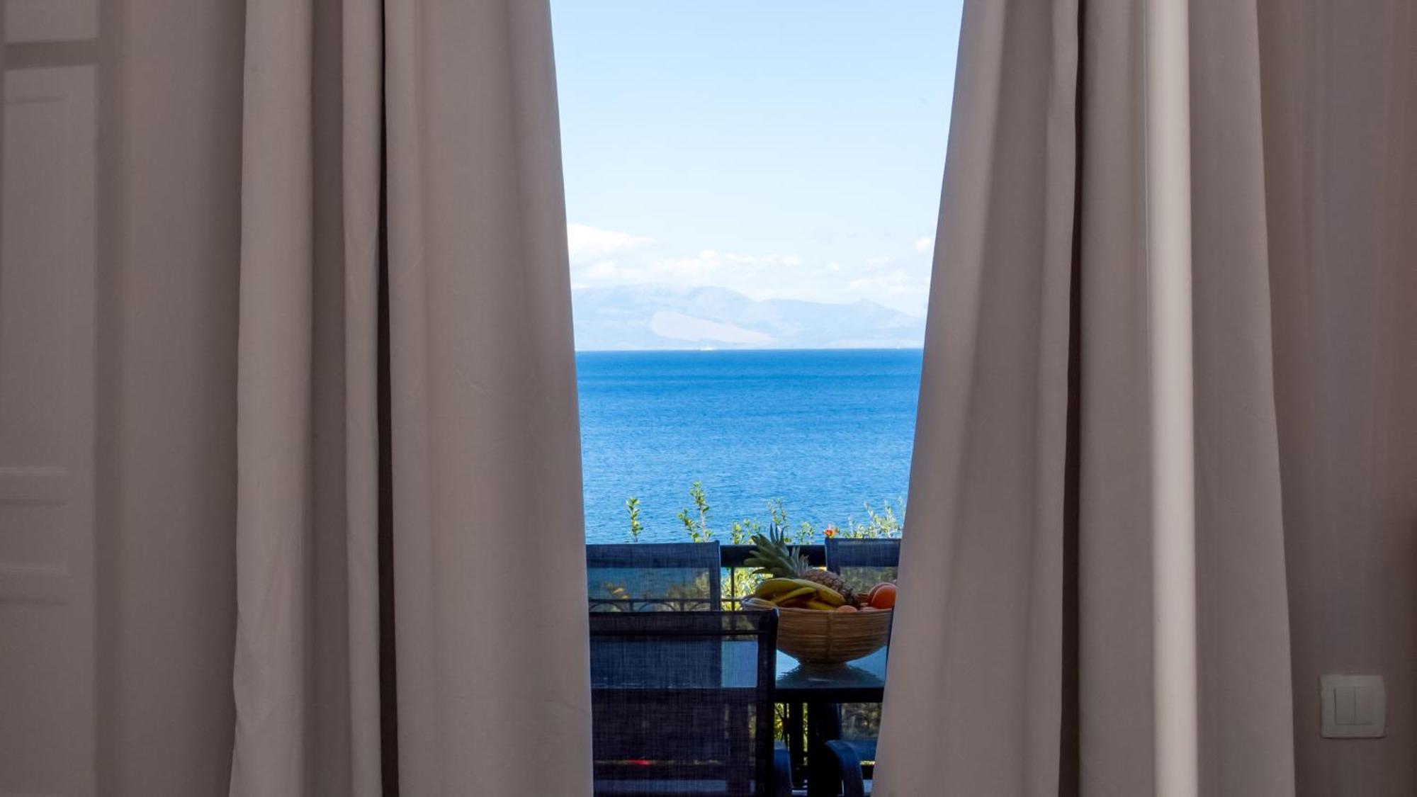 Ferienwohnung Ionian Kaizer Boutique Achílleion Exterior foto